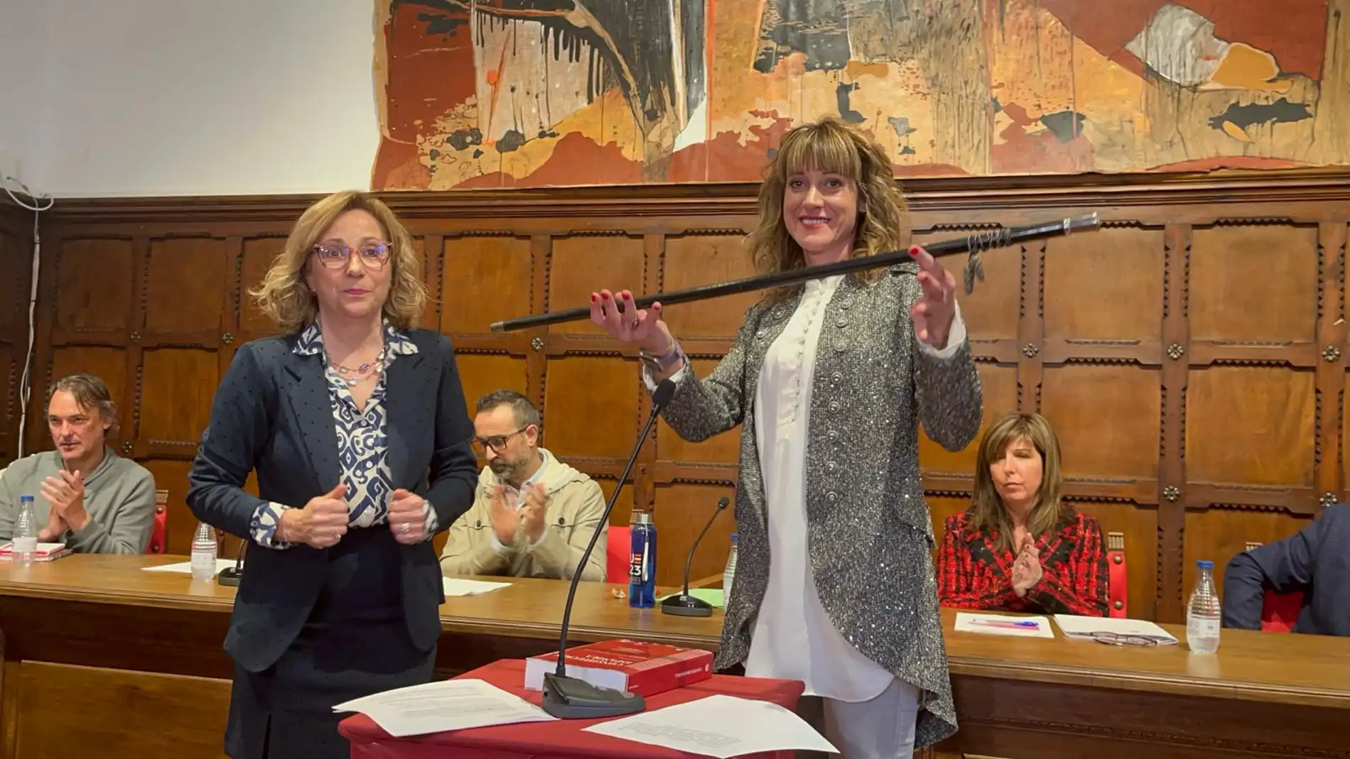 Lorena Cajal (PSOE), nueva alcaldesa de Biescas tras la moción de censura