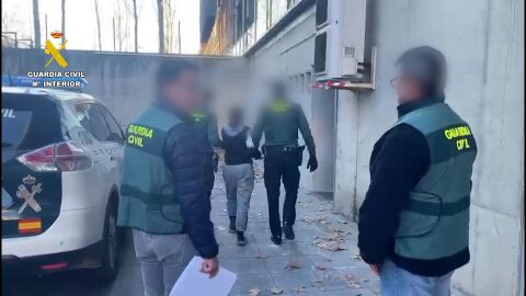 La mujer detenida entrando en los juzgados de Ciudad Real