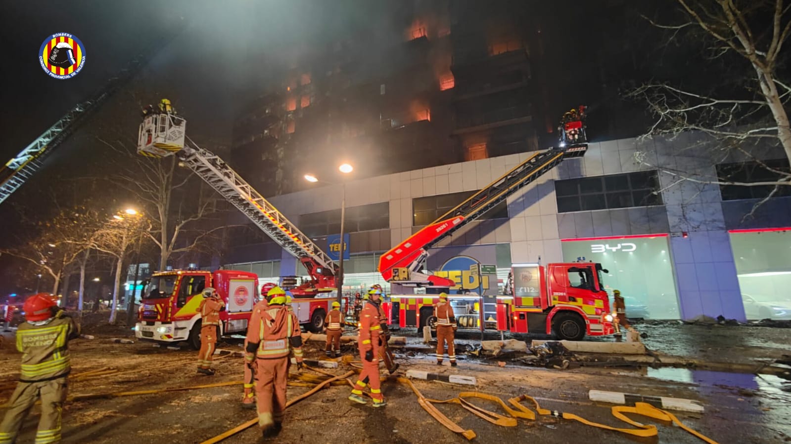Una joven de Alzira, entre los desaparecidos del incendio de Campanar Una joven de Alzira, entre los desaparecidos del incendio de Campanar