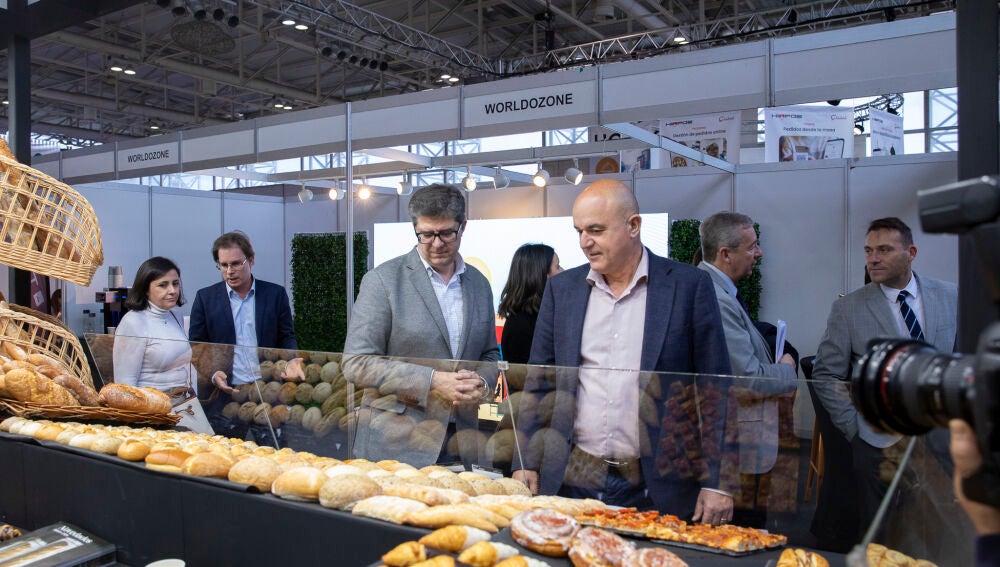 Vicent Marí y Jaume Bauzá durante su visita a Horeca