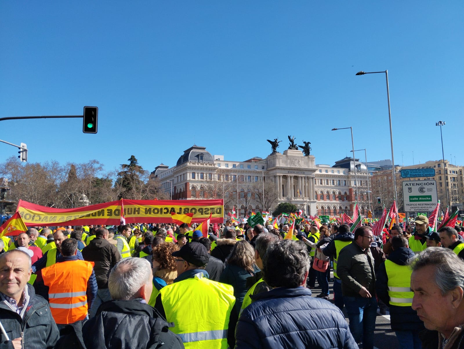 Unos 500 agricultores y ganaderos segovianos se sumaron el lunes a las manifestaciones de UPA, Asaja y Coag Unos 500 agricultores y ganaderos segovianos se sumaron el lunes a las manifestaciones de UPA, Asaja y Coag