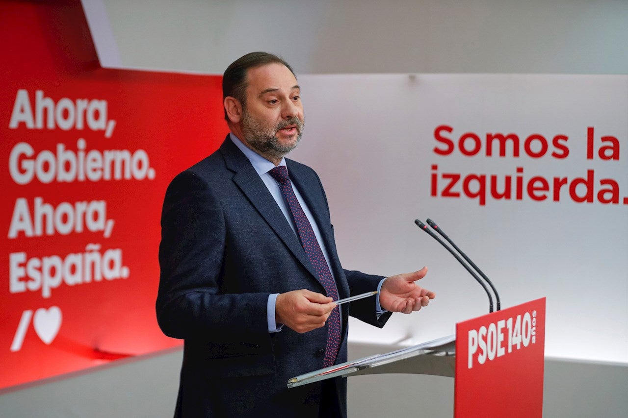 El dinero que pierde Ábalos tras pasar al Grupo Mixto y su renuncia a la Comisión: esto es lo que gana El dinero que pierde Ábalos tras pasar al Grupo Mixto y su renuncia a la Comisión: esto es lo que gana