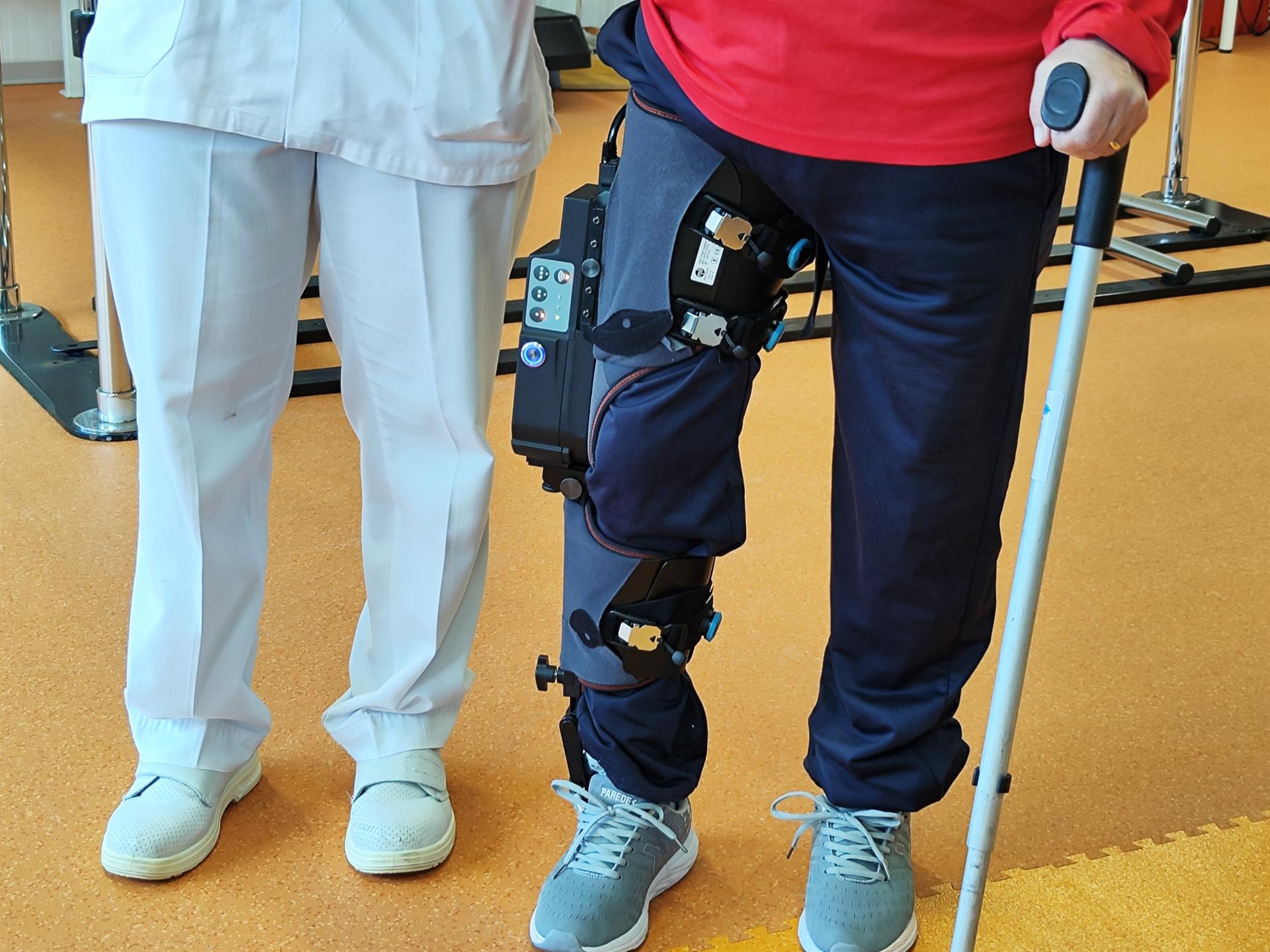 El Hospital San Juan de Dios incorpora el primer exoesqueleto de rodilla de Aragón El Hospital San Juan de Dios incorpora el primer exoesqueleto de rodilla de Aragón
