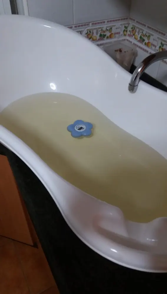 Luarca sigue arrastrado la mala calidad del agua cuando llueve de forma considerable. Luarca sigue arrastrado la mala calidad del agua cuando llueve de forma considerable.