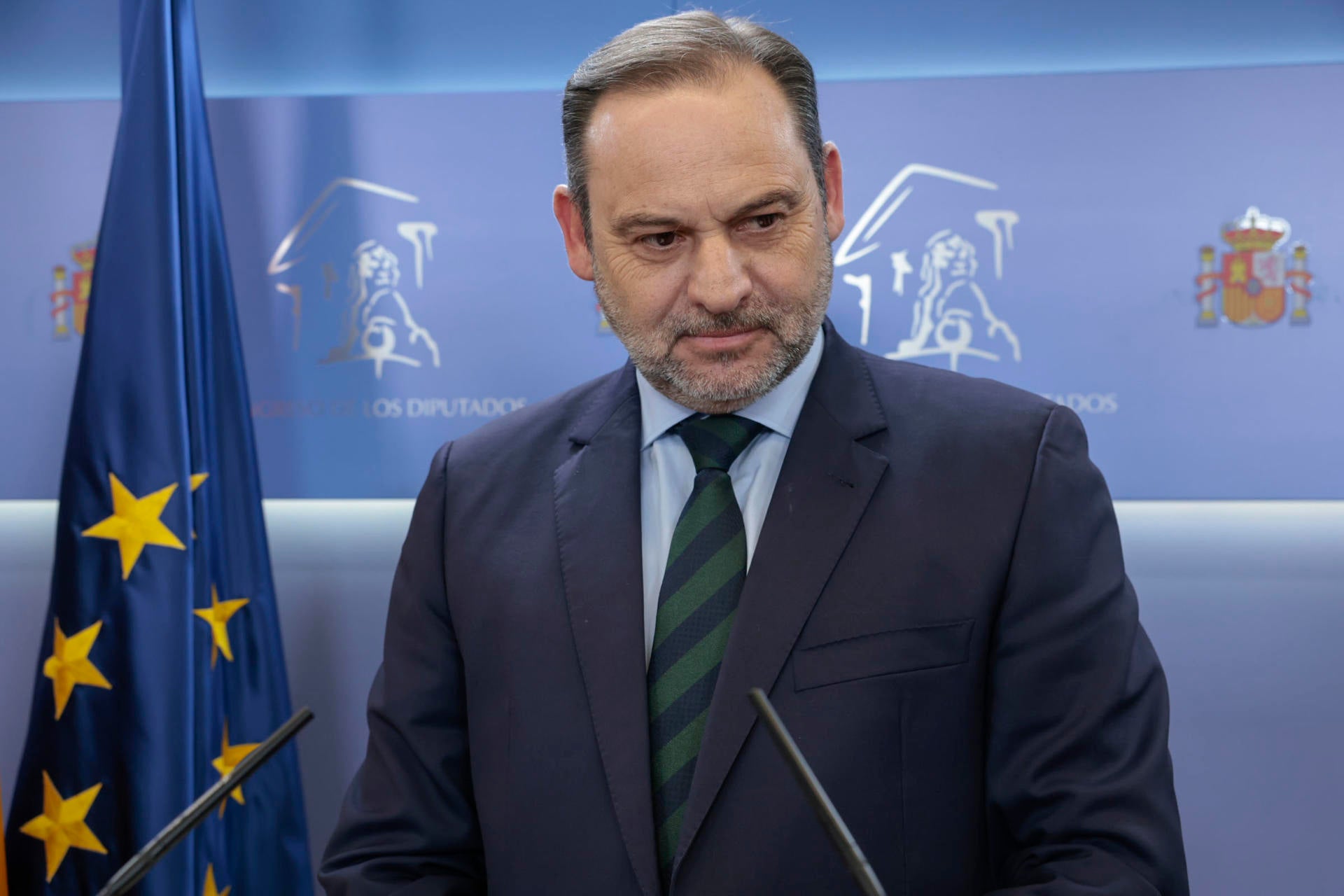 La trayectoria de Ábalos: una vida "dedicada al PSOE" y salpicada por los escándalos con final en el Grupo Mixto La trayectoria de Ábalos: una vida "dedicada al PSOE" y salpicada por los escándalos con final en el Grupo Mixto