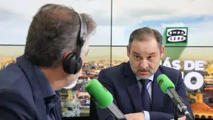 El exministro y exsecretario de organización del PSOE, José Luis Ábalos, durante su entrevista con Carlos Alsina en 'Más de uno'