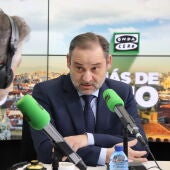El exministro y exsecretario de organización del PSOE, José Luis Ábalos, durante su entrevista con Carlos Alsina en 'Más de uno'