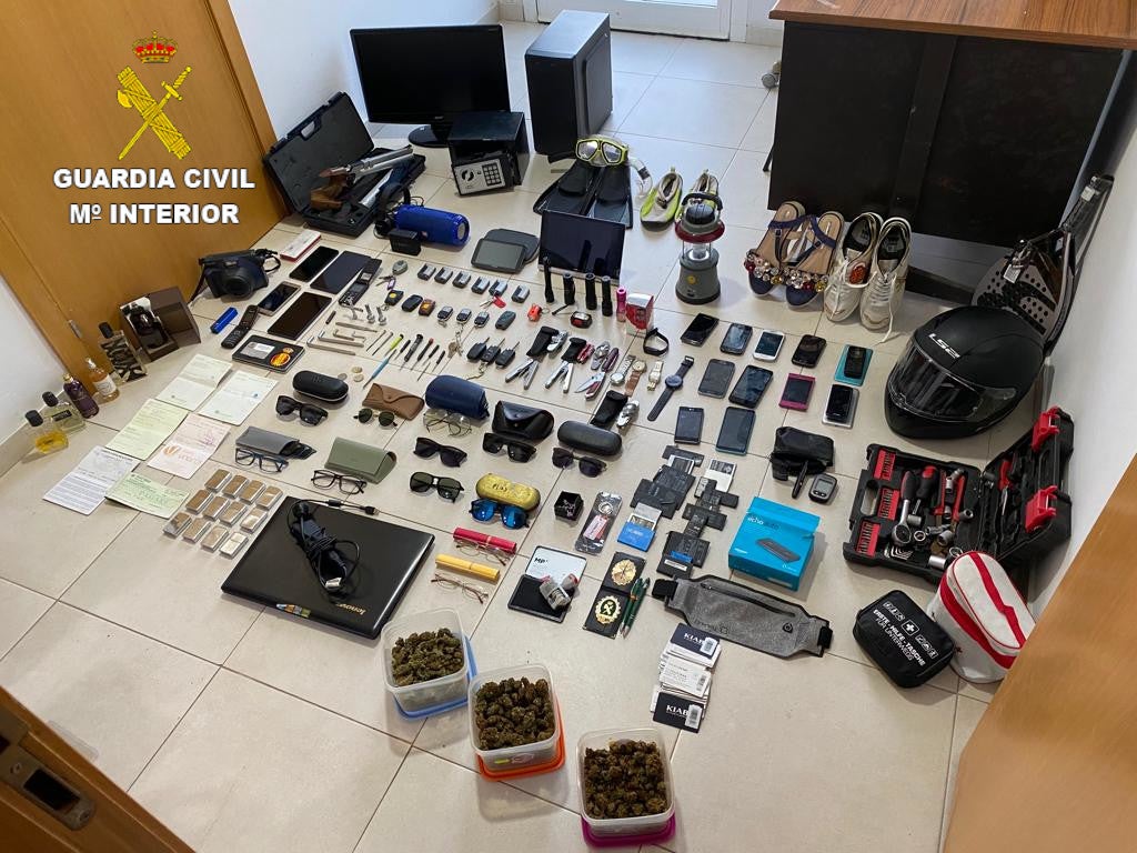 Detenido un hombre en Benicarló por 37 robos en vehículos Detenido un hombre en Benicarló por 37 robos en vehículos