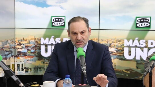 José Luis Ábalos durante su entrevista con Carlos Alsina en 'Más de uno'