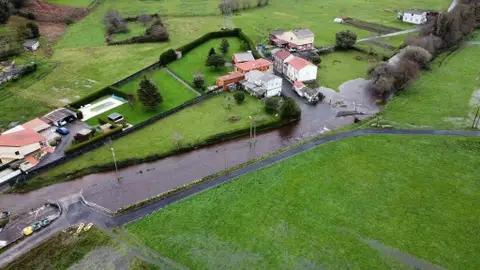 Inundaciones Neda Inundaciones Neda
