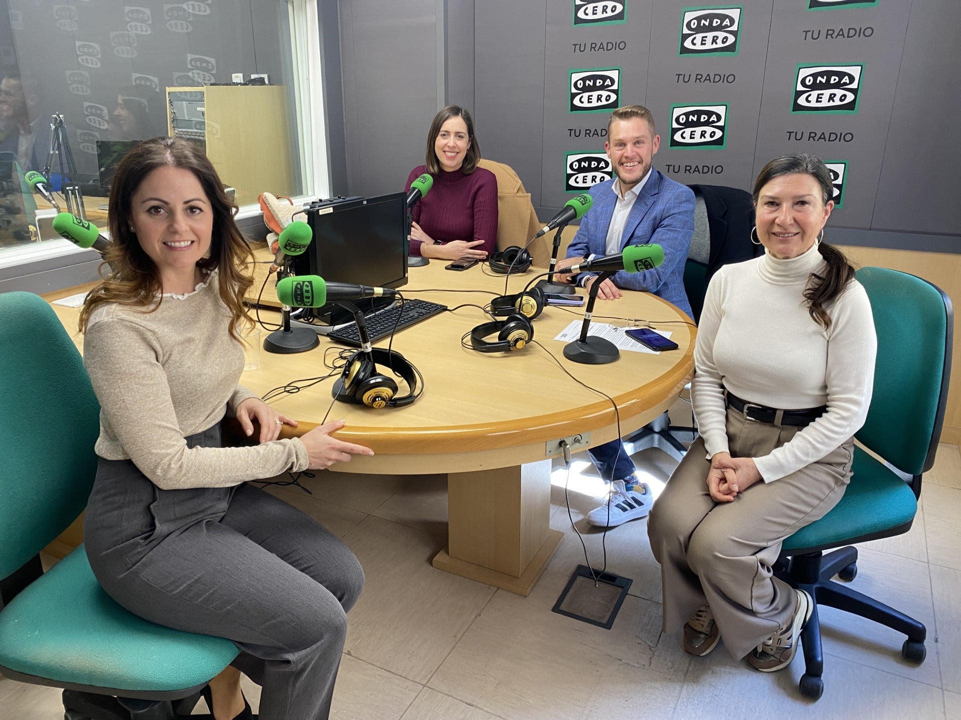 ¿Por qué no ha podido el Ayuntamiento de Elche sacar adelante una declaración institucional con motivo del 8-M? ¿Por qué no ha podido el Ayuntamiento de Elche sacar adelante una declaración institucional con motivo del 8-M?