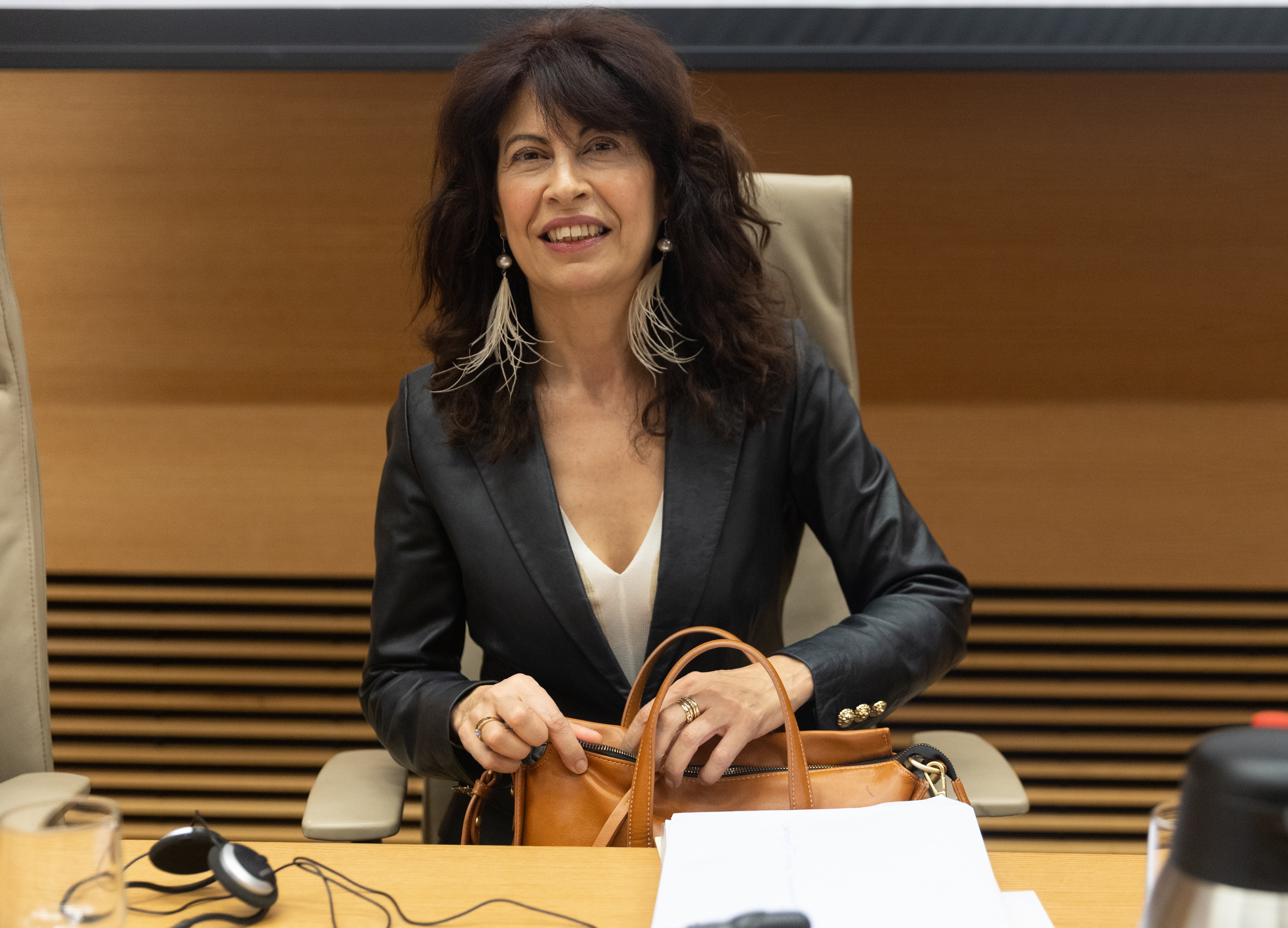 Ana Redondo propone incorporar la violencia digital en el Pacto de Estado: "Es imprescindible redoblar esfuerzos" Ana Redondo propone incorporar la violencia digital en el Pacto de Estado: "Es imprescindible redoblar esfuerzos"