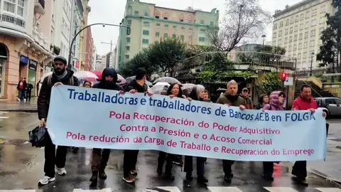 Manifestación de CIG Banca Salida de la protesta desde la plaza de Vigo