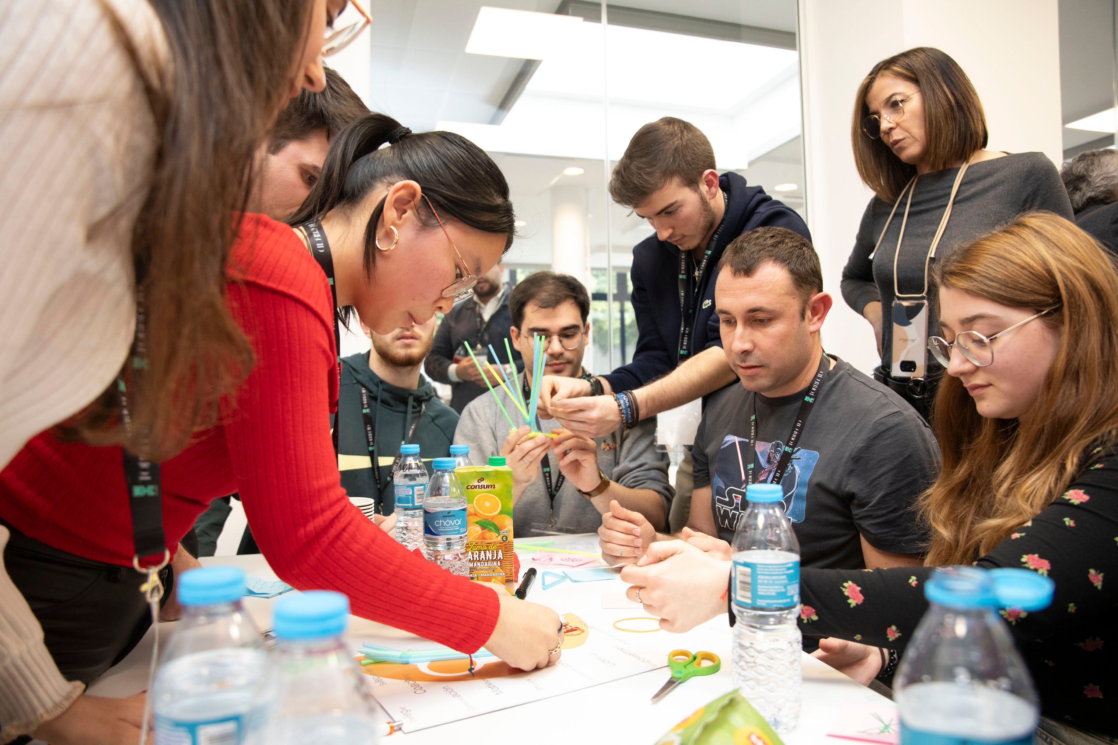 Un centenar d'estudiants de l'UJI participen en el TalentCID Day per a posar a prova les seues habilitats Un centenar d'estudiants de l'UJI participen en el TalentCID Day per a posar a prova les seues habilitats