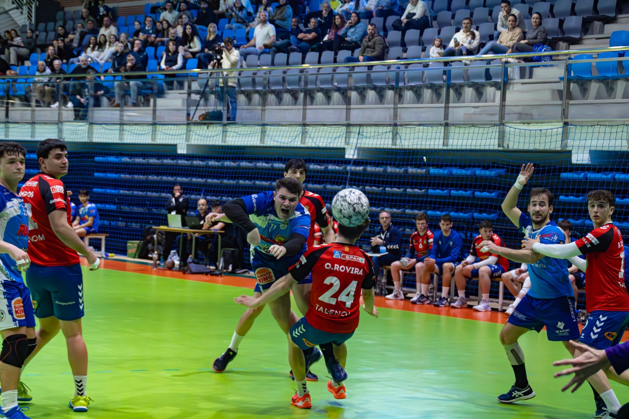 El Mare Nostrum Torrevieja regresa a la competición este sábado visitando al UCAM Balonmano Murcia El Mare Nostrum Torrevieja regresa a la competición este sábado visitando al UCAM Balonmano Murcia