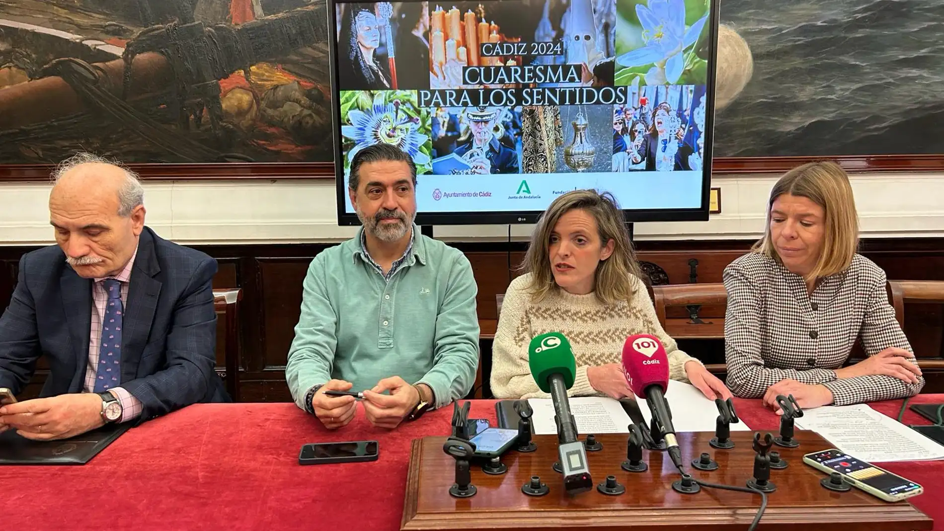 José Manuel Verdulla y Maite González en rueda de prensa