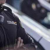 Foto de un agente de la Policía Nacional Foto de un agente de la Policía Nacional