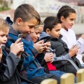 "Menores y móviles" tema de reflexión este fin de semana en Vitoria 