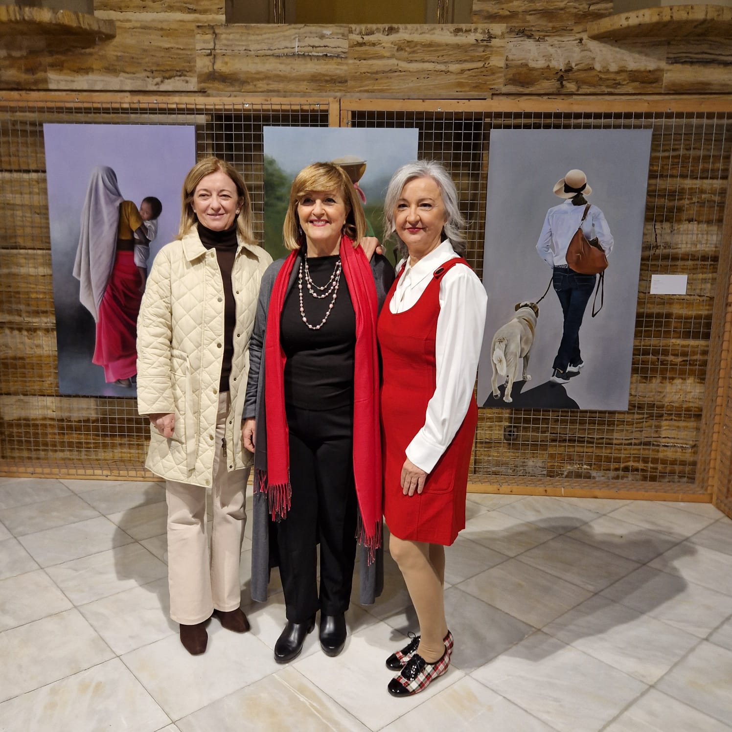 El Centro Cultural Las Clarisas de Elche celebra el 8-M con la exposición 'Tres miradas de mujer' El Centro Cultural Las Clarisas de Elche celebra el 8-M con la exposición 'Tres miradas de mujer'