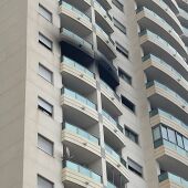 Trágico incendio en La Vila Joiosa: muere un matrimonio y su hijo menor de edad en un edificio de 24 plantas