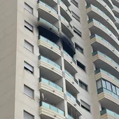 Trágico incendio en La Vila Joiosa: muere un matrimonio y su hijo menor de edad en un edificio de 24 plantas Trágico incendio en La Vila Joiosa: muere un matrimonio y su hijo menor de edad en un edificio de 24 plantas