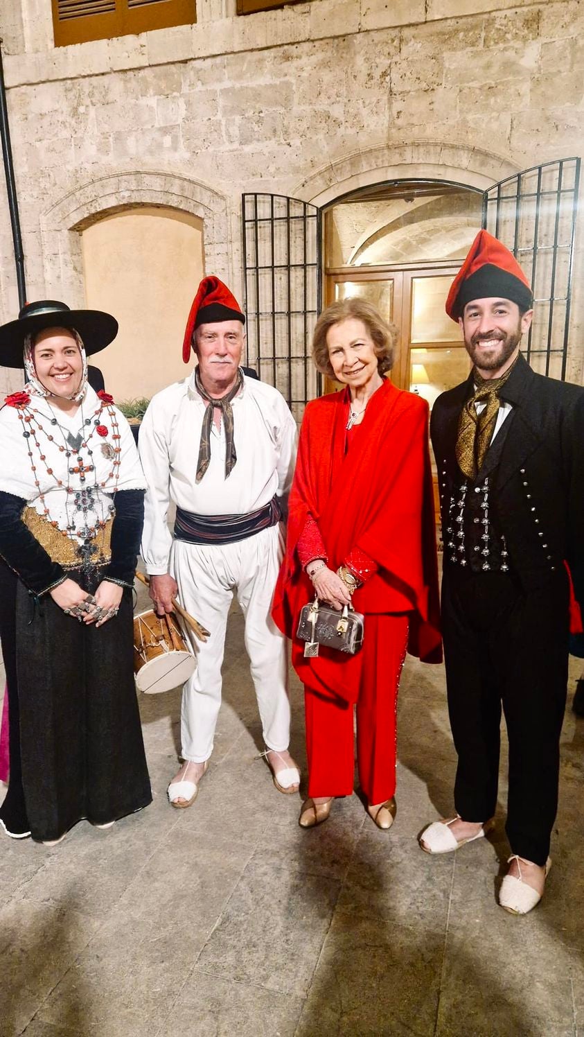 Irene Torres: "La reina emérita es una persona muy cercana que se interesa mucho por las tradiciones de Ibiza" Irene Torres: "La reina emérita es una persona muy cercana que se interesa mucho por las tradiciones de Ibiza"