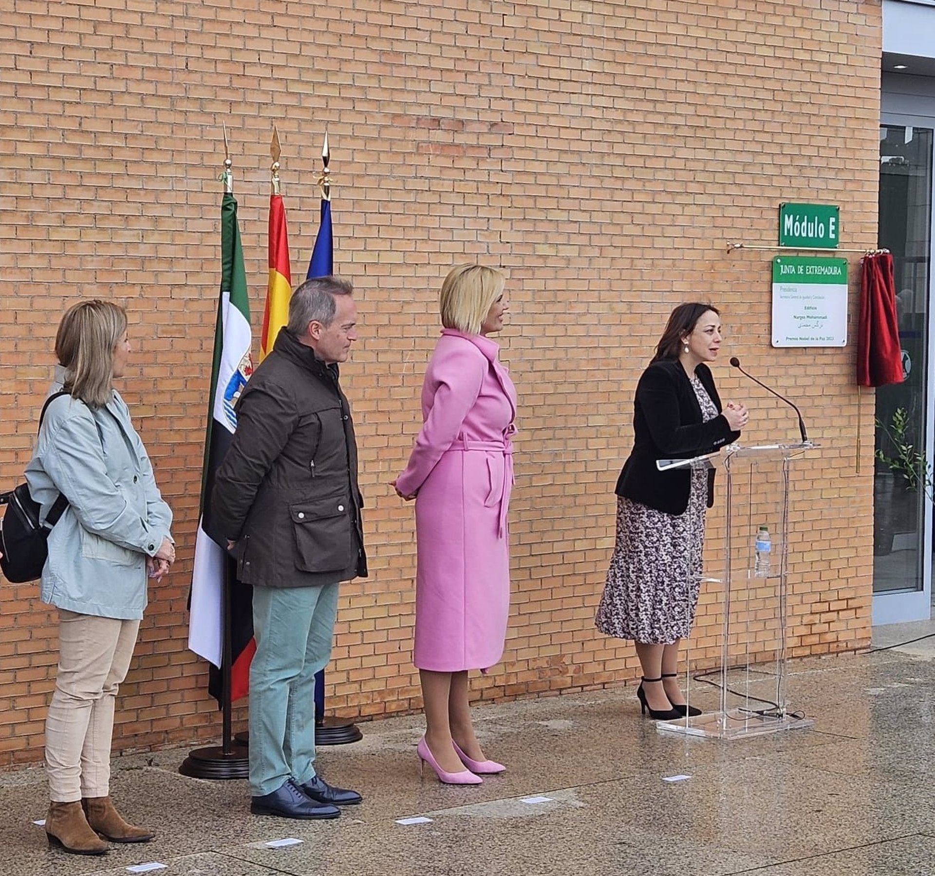 El edificio de la Secretaría de Igualdad y Conciliación de Extremadura en Mérida bautizado en honor a Narges Mohammadi El edificio de la Secretaría de Igualdad y Conciliación de Extremadura en Mérida bautizado en honor a Narges Mohammadi