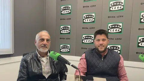 Jaime Santamaría edil de fiestas de la Vila Joiosa y Tomás Domenech, presidente de la Junta de Cofradías de Semana Santa. Jaime Santamaría edil de fiestas de la Vila Joiosa y Tomás Domenech, presidente de la Junta de Cofradías de Semana Santa.
