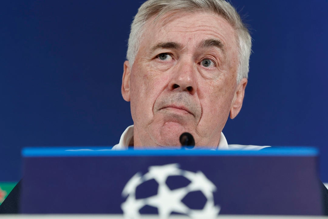 Ancelotti: "Puede ser que me haya equivocado con la alineación" Ancelotti: "Puede ser que me haya equivocado con la alineación"
