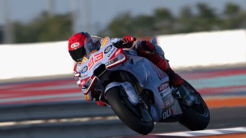 Marc Márquez durante un test de pretemporada con su nueva Ducati