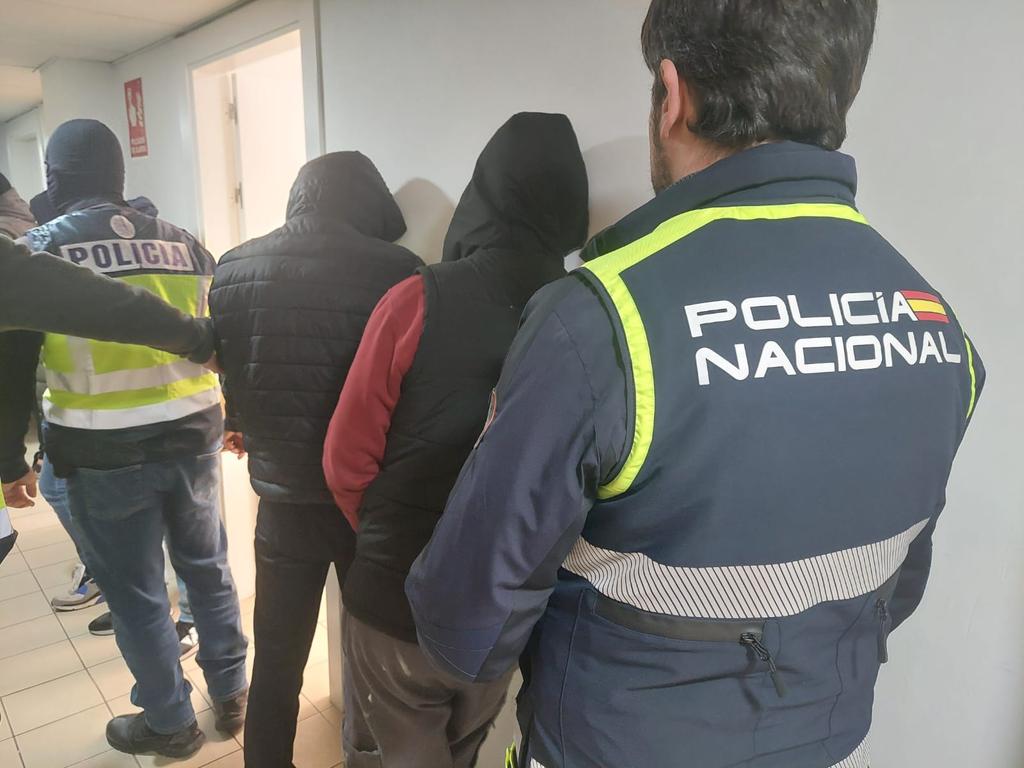 La Policía detiene a 61 miembros de Indar Gorri La Policía detiene a 61 miembros de Indar Gorri