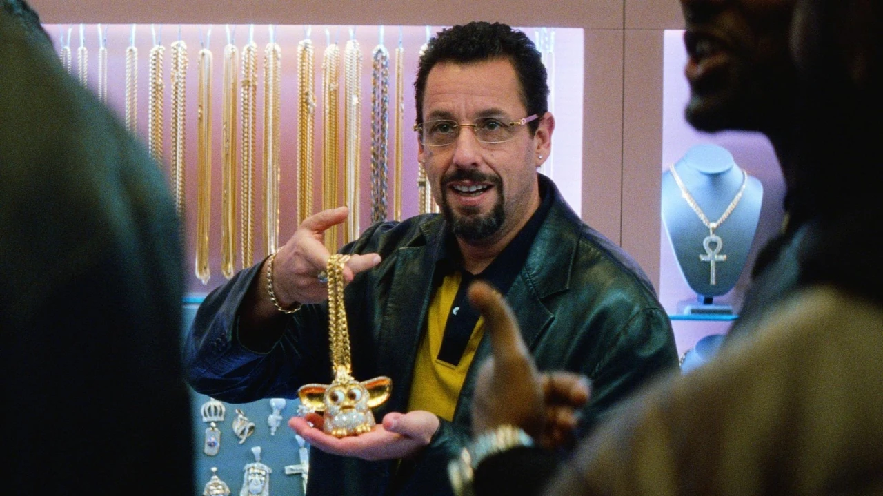 Adam Sandler en la película "Diamantes en Bruto"