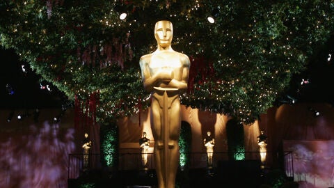 La gala de los Oscar 2024: un intento de recuperar el glamour y el espect&aacute;culo 
