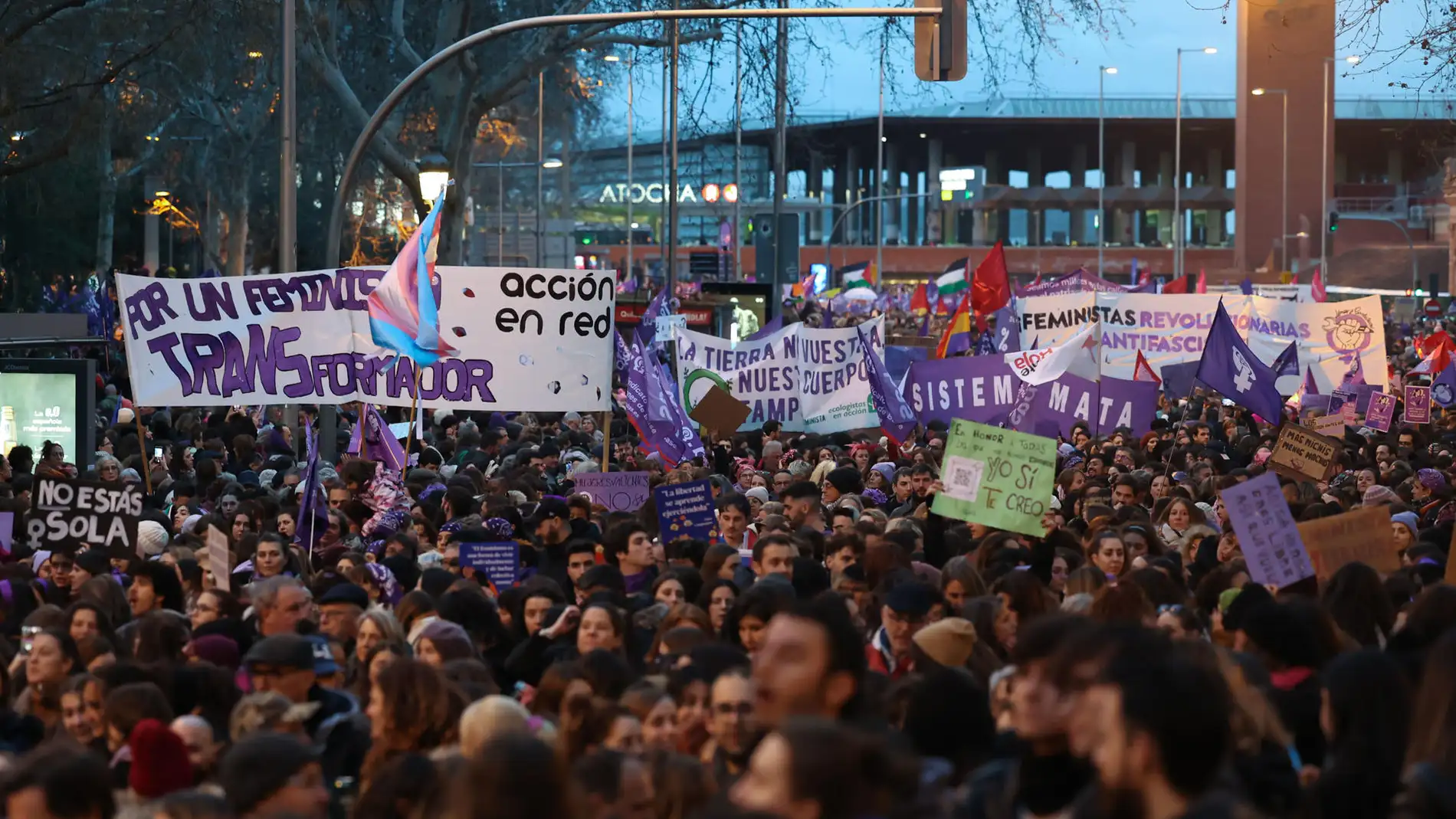 Manifestación convocada por la Comisión 8M en Madrid