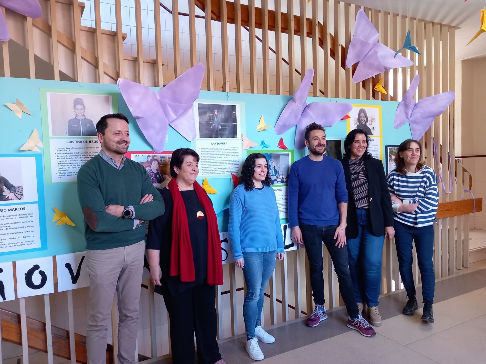 Más de Uno Segovia desde el IES Giner de los Rios con motivo de la celebración del Día de la Mujer Más de Uno Segovia desde el IES Giner de los Rios con motivo de la celebración del Día de la Mujer
