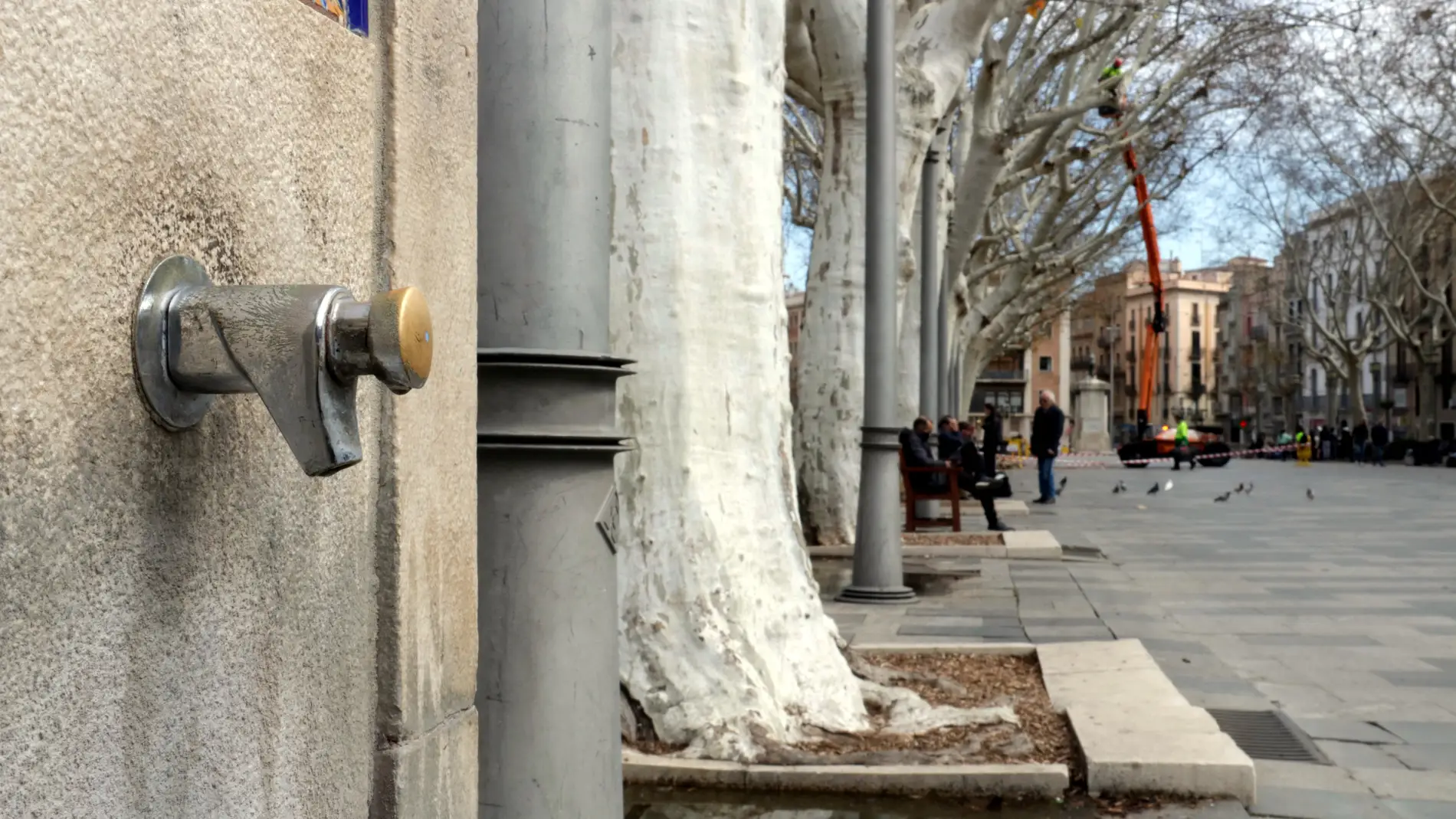 Set municipis de Barcelona reduexien la pressió de l'aigua