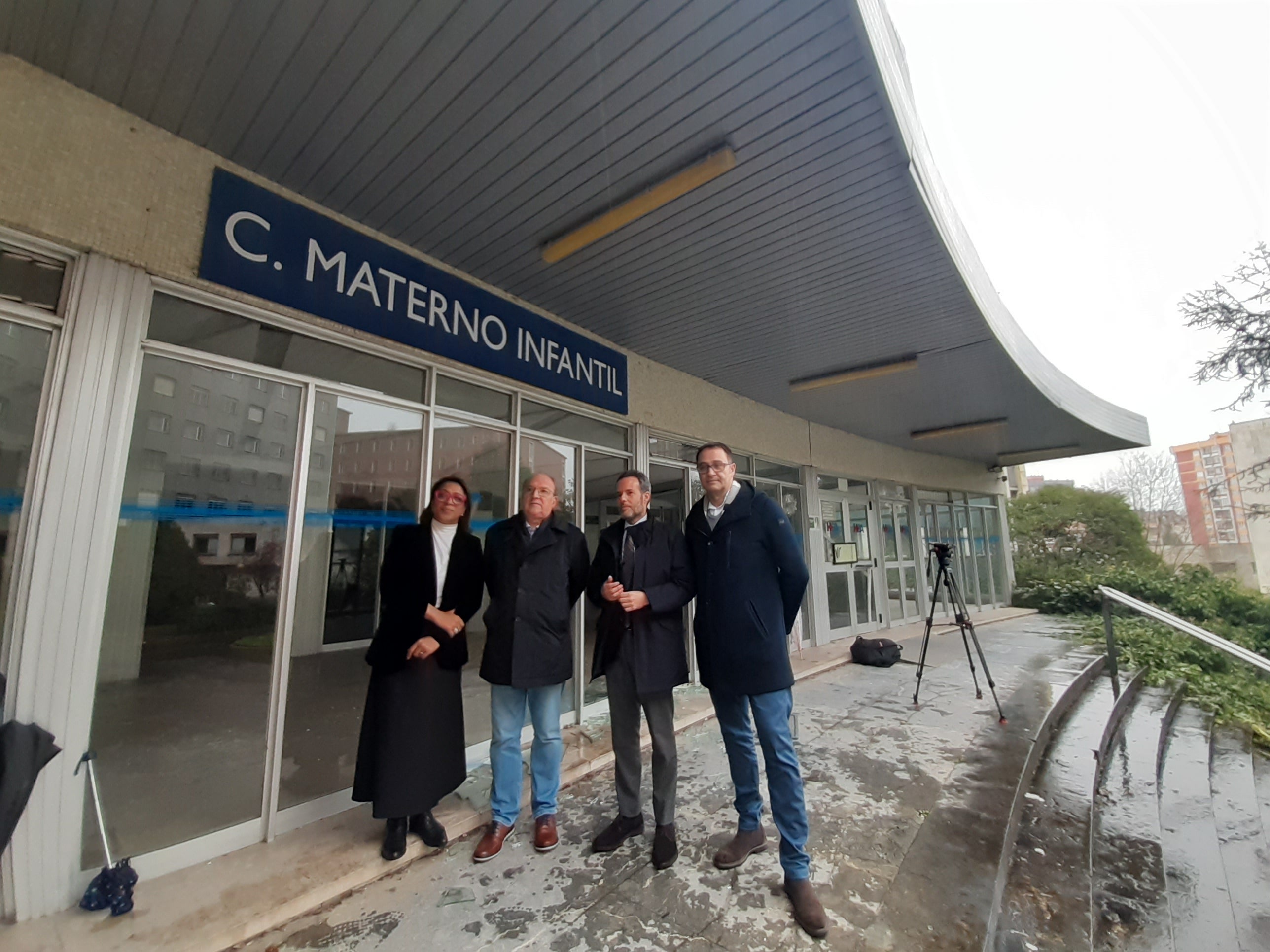 El PP urge a Barbón a "trabajar en vez de tuitear" para recuperar la zona del viejo hospital de El Cristo El PP urge a Barbón a "trabajar en vez de tuitear" para recuperar la zona del viejo hospital de El Cristo