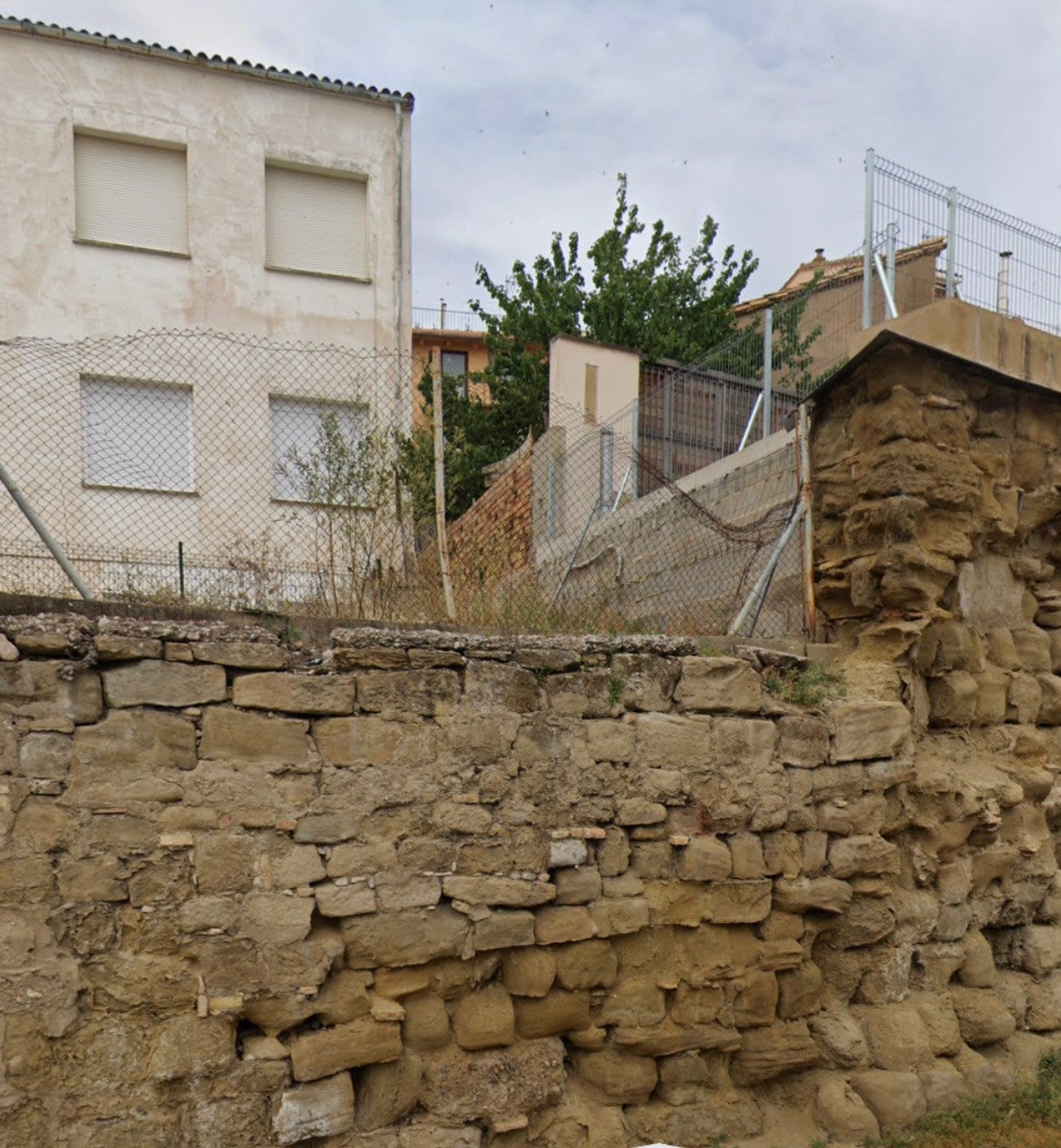 Urbanismo ultima la conexión de Ronda Montearagón y el paseo de la Muralla Urbanismo ultima la conexión de Ronda Montearagón y el paseo de la Muralla
