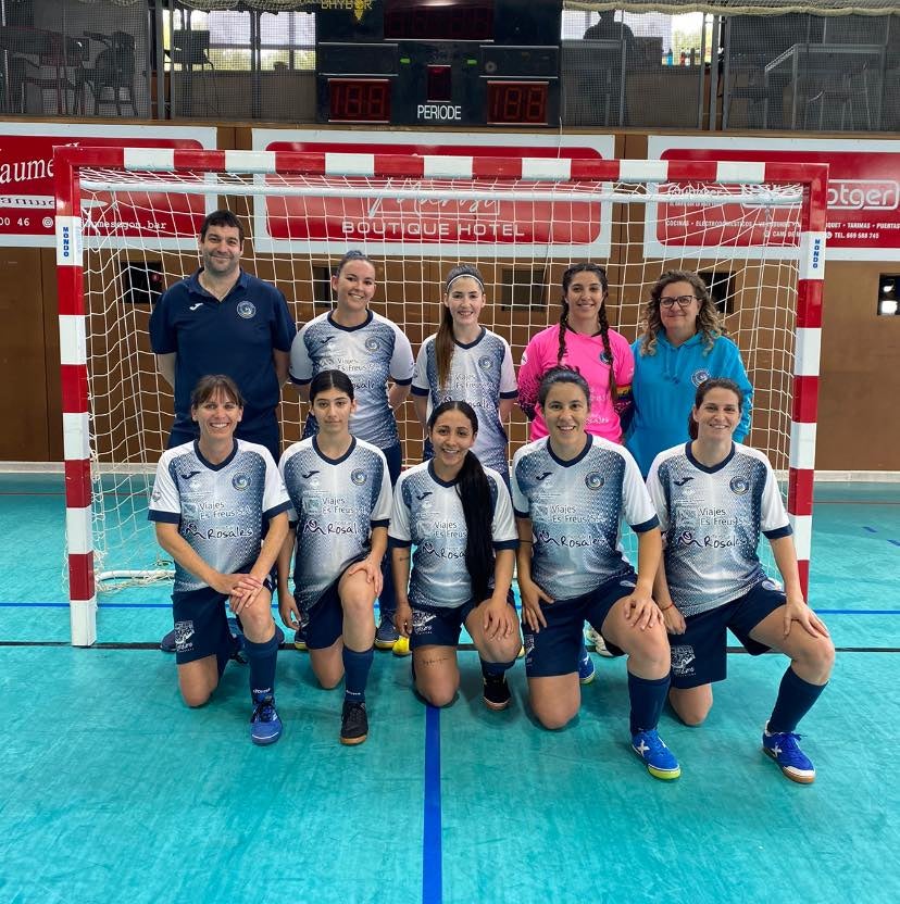 Daisee Aguilera: "Poco a poco estamos consiguiendo que cada vez más chicas pierdan la vergüenza y se sumen a jugar al fútbol sala" Daisee Aguilera: "Poco a poco estamos consiguiendo que cada vez más chicas pierdan la vergüenza y se sumen a jugar al fútbol sala"