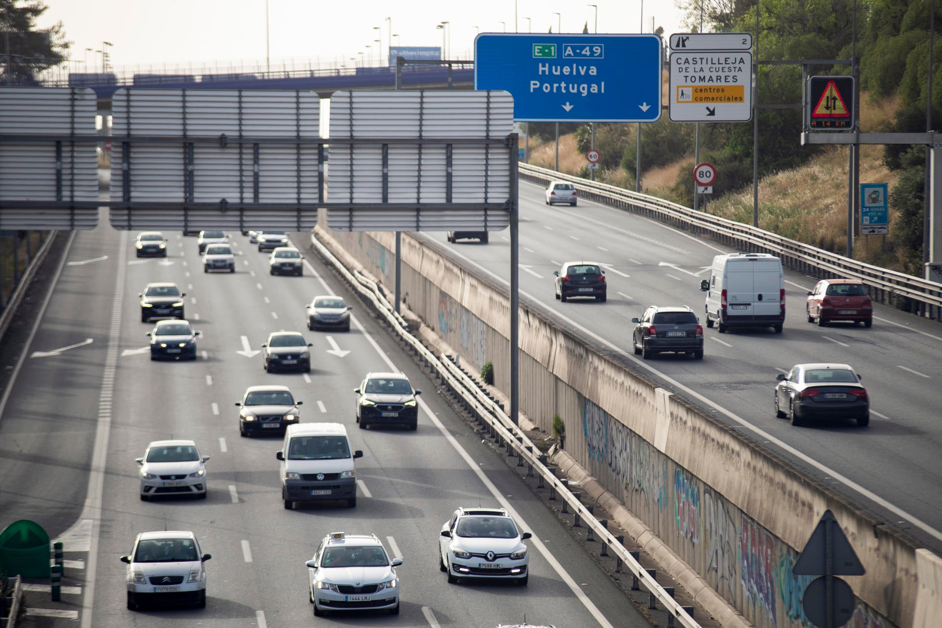 Los casos en que estaría prohibido fumar en el coche con el nuevo plan de Sanidad Los casos en que estaría prohibido fumar en el coche con el nuevo plan de Sanidad