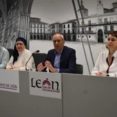 Isidro Ferrero, Teresa Fernández, Enrique Valdeón y Sheila Fernández Isidro Ferrero, Teresa Fernández, Enrique Valdeón y Sheila Fernández