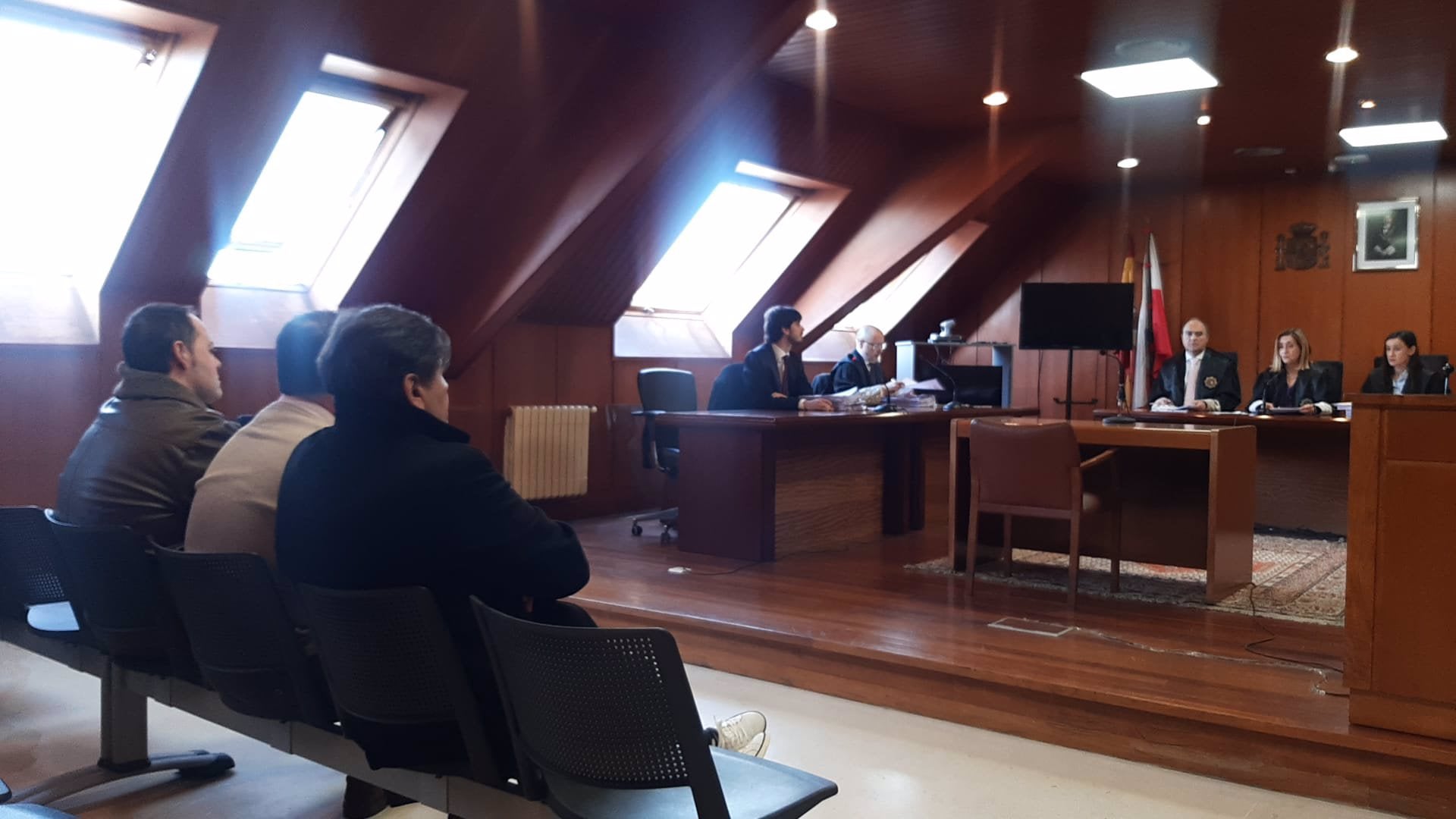 Dos años al director de la residencia de Puente Arce por la fuga de gas que mató a dos ancianas Dos años al director de la residencia de Puente Arce por la fuga de gas que mató a dos ancianas