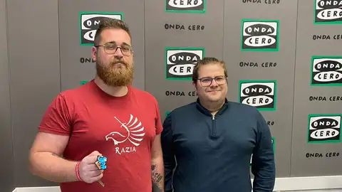 Gorka Guinea (izq) y Simeón Domenech, de la Asociación Razia Gorka Guinea (izq) y Simeón Domenech, de la Asociación Razia