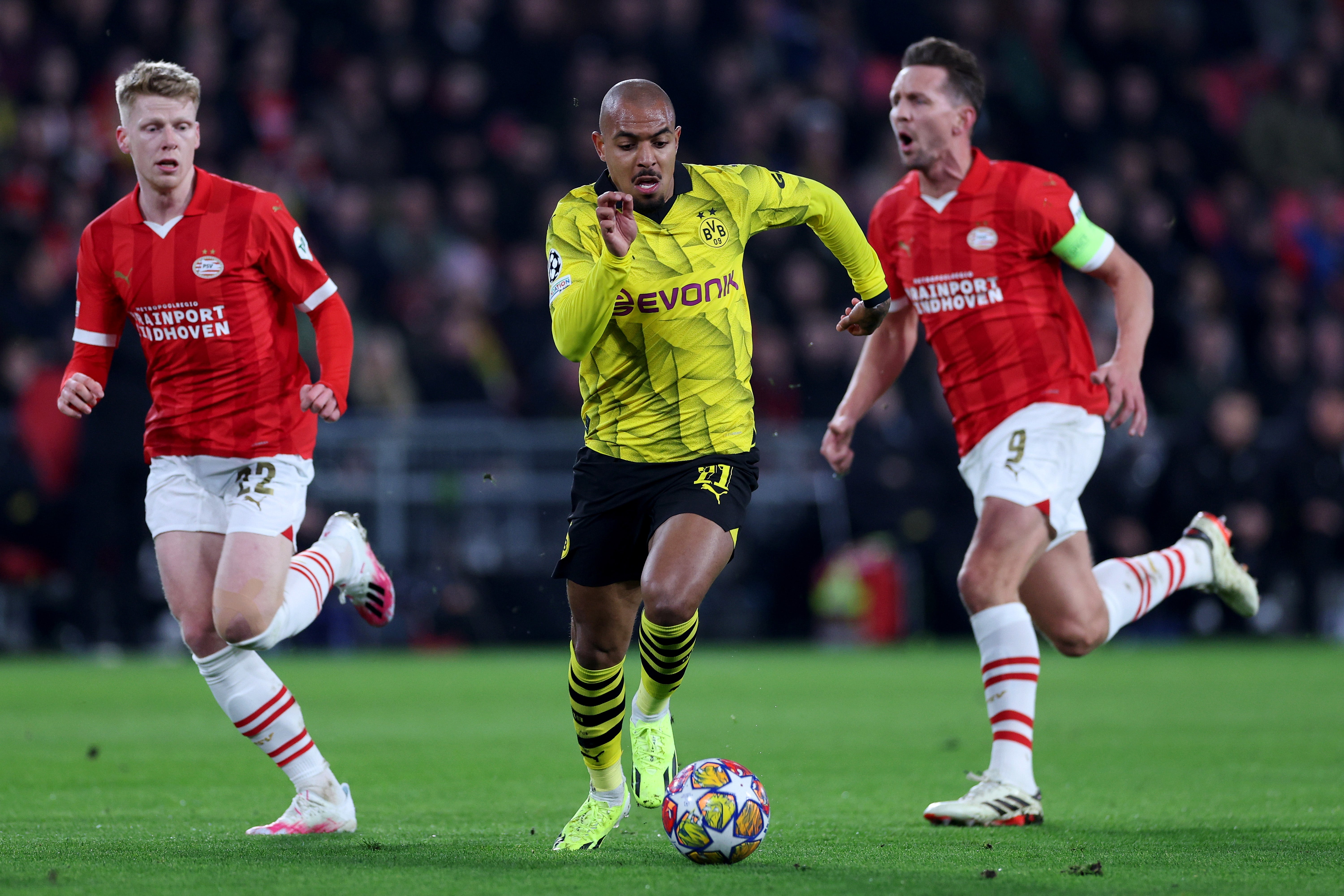Dortmund y PSV quieren alcanzar los cuartos Dortmund y PSV quieren alcanzar los cuartos