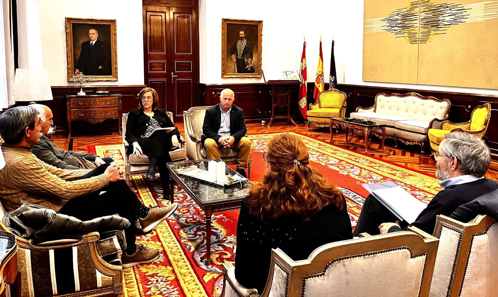 La Diputación estudia colaborar con el Ayuntamiento de Perales para solucionar el problema de la calidad del agua de consumo La Diputación estudia colaborar con el Ayuntamiento de Perales para solucionar el problema de la calidad del agua de consumo