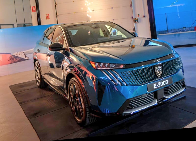 Provecar presenta el Peugeot E-3008 el nuevo SUV FASTBACK eléctrico. Provecar presenta el Peugeot E-3008 el nuevo SUV FASTBACK eléctrico.