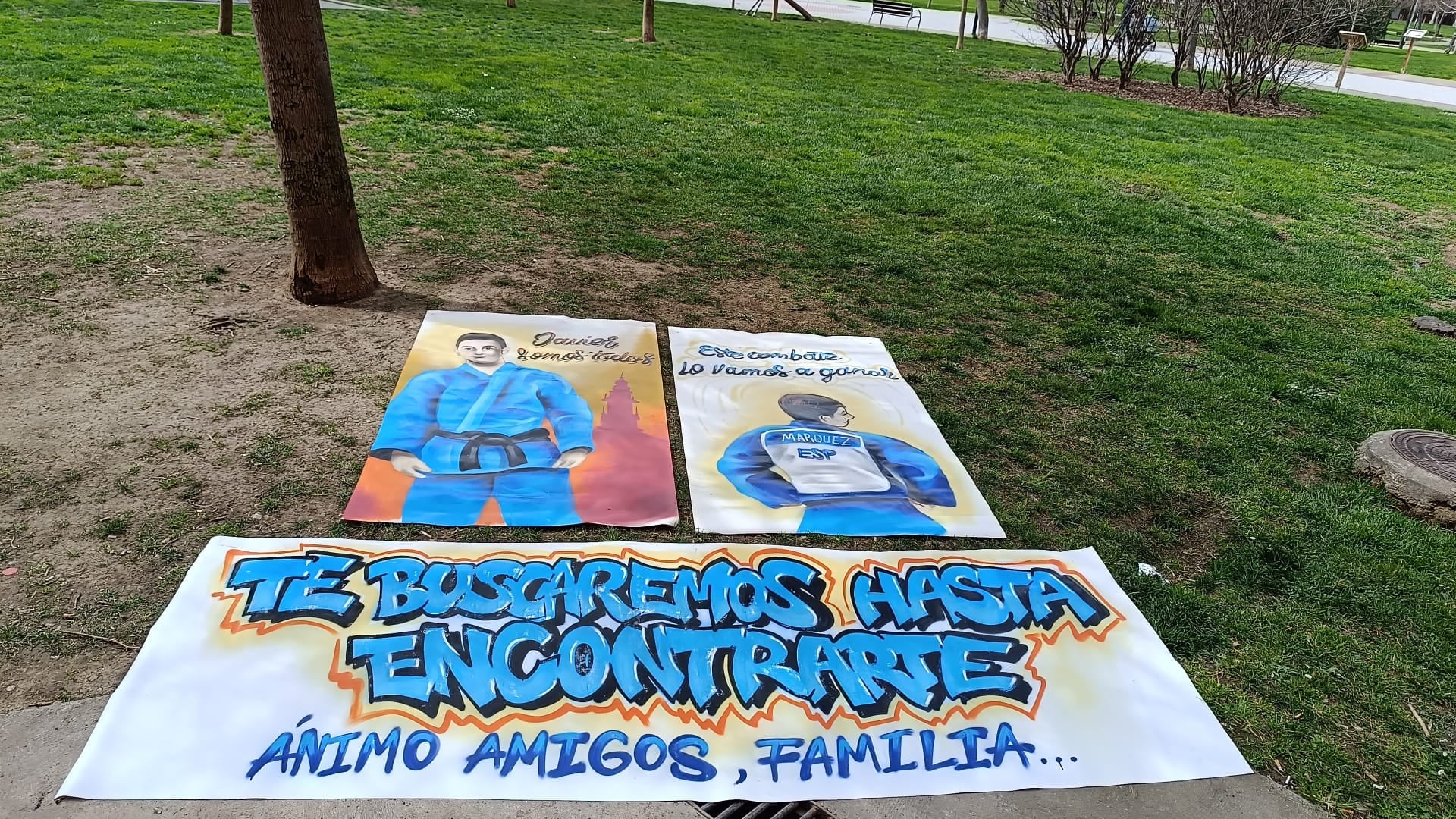 La cafetería La Mina se ha convertido en el punto de apoyo de voluntarios en la búsqueda de Javier Márquez en Logroño La cafetería La Mina se ha convertido en el punto de apoyo de voluntarios en la búsqueda de Javier Márquez en Logroño