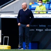 Pepe Mel se hace cargo del Almería tras la etapa fallida de Garitano