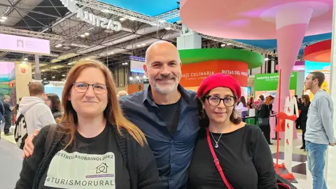 Estrella Sobrino, técnico de turismo gestora de la comunidad Los Ruralistas. Estrella Sobrino, técnico de turismo gestora de la comunidad Los Ruralistas.