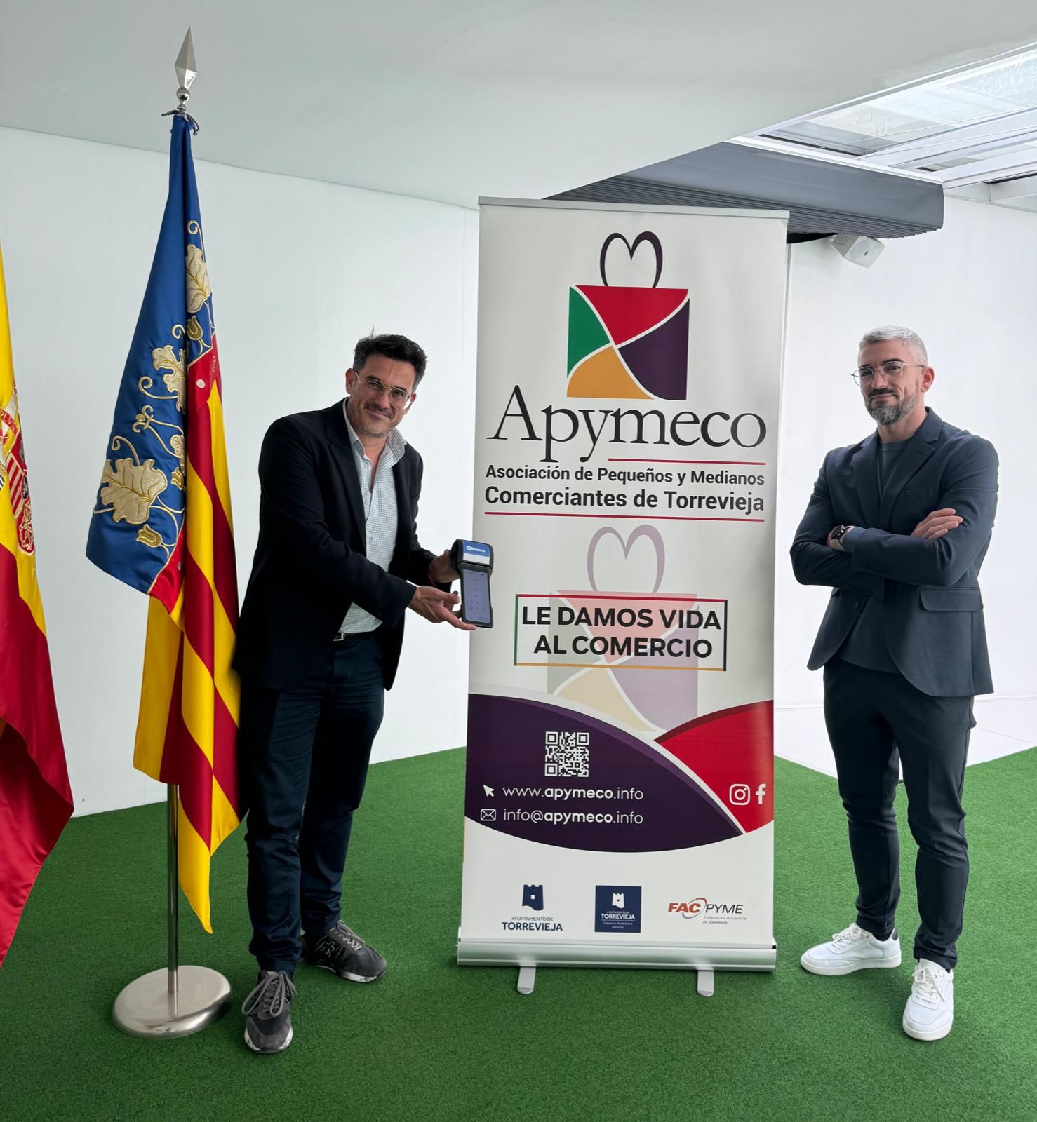 Arranca el proyecto para convertir a Torrevieja en la primera ciudad 'cripto' del país Arranca el proyecto para convertir a Torrevieja en la primera ciudad 'cripto' del país